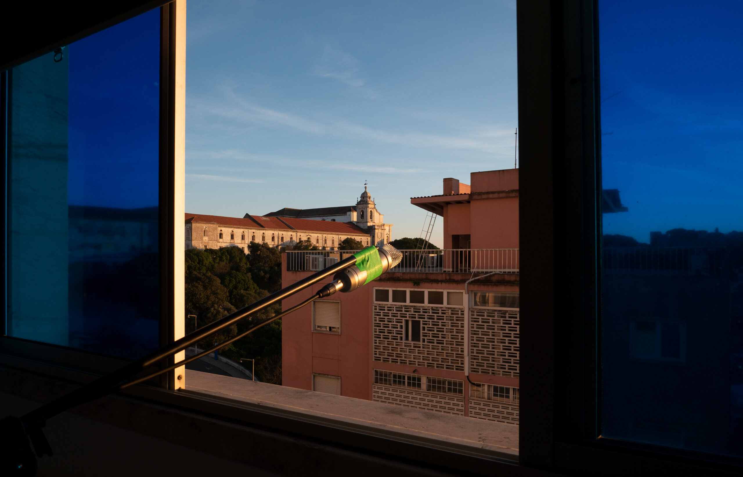 mostra #1 : ROBERTO CASTI,  “A MELODY FROM THE OUTSIDE”